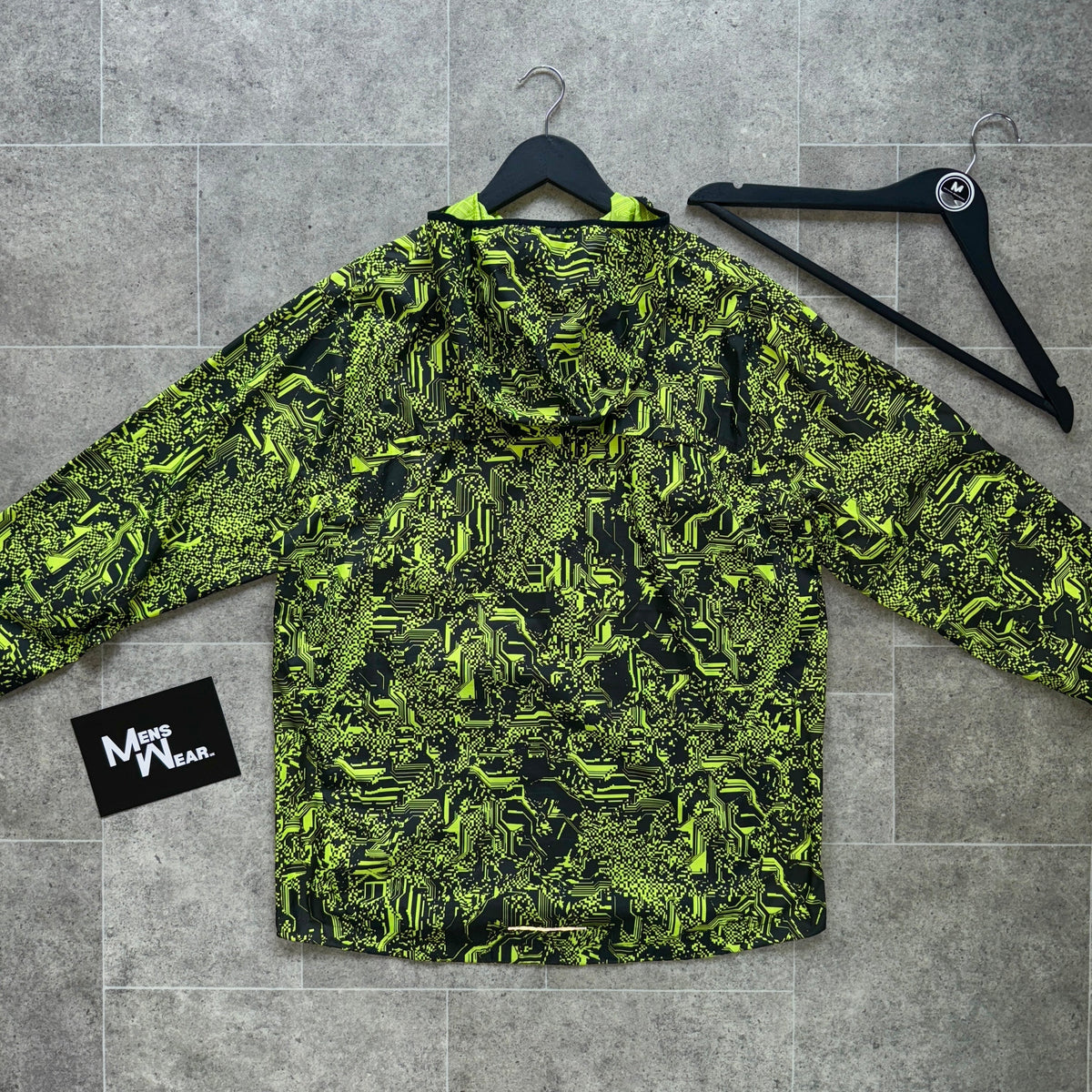 NIKE ‘EXCLUSIVE’ DIGITAL WINDBREAKER - NEON