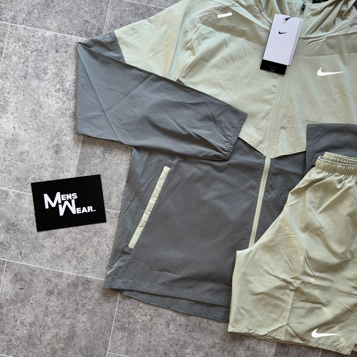 Nike UV windbreaker x Challenger set - olive aura