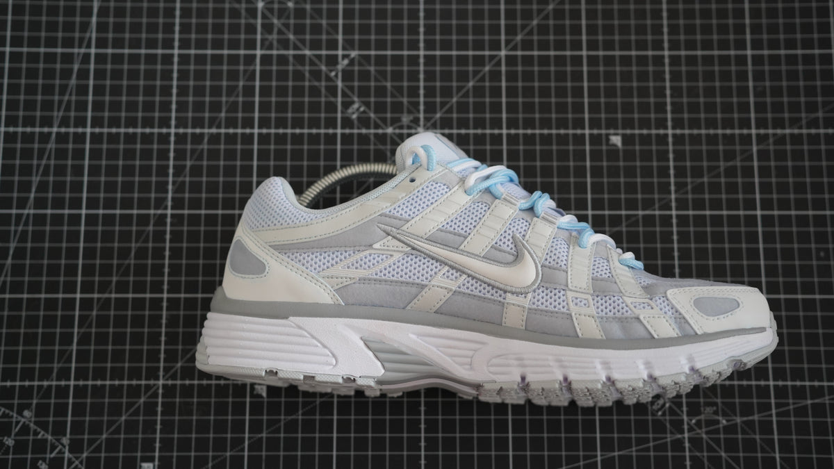 Custom Sneakers P-6000 baby blue double laces
