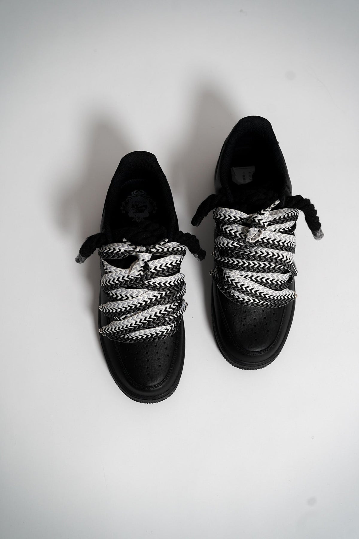 Custom Sneakers Black Love Stride ,, Lanvin Laces ''Black / White